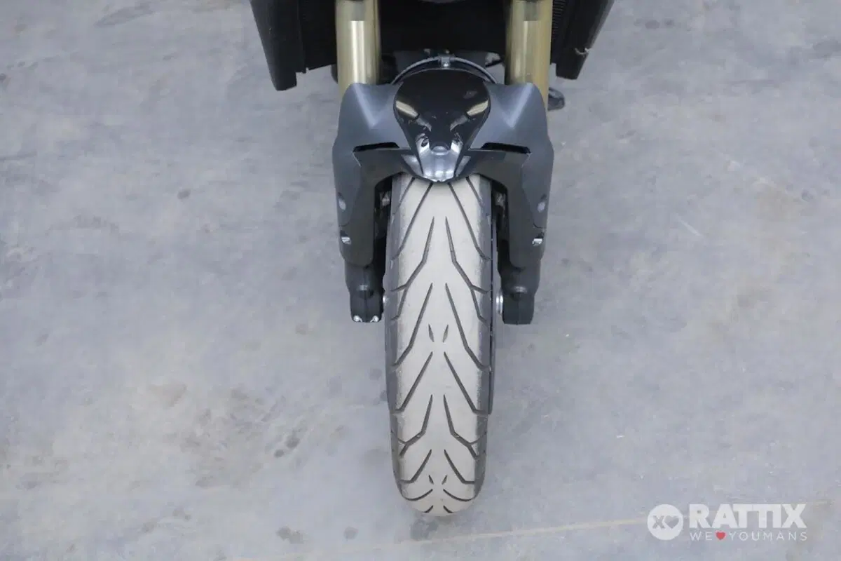 Benelli 752 S (2022 - 25) (10)