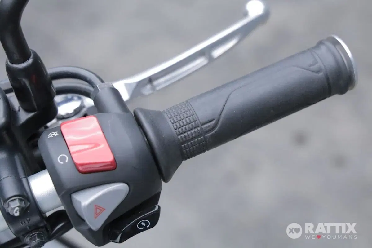 Honda Crossrunner (2017 - 20) (12)