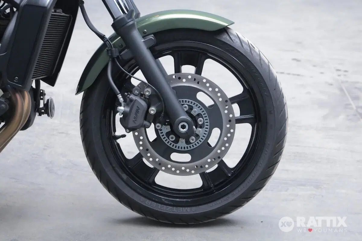 Kawasaki Vulcan 70 Mr Martini 650 ABS (2016) (9)