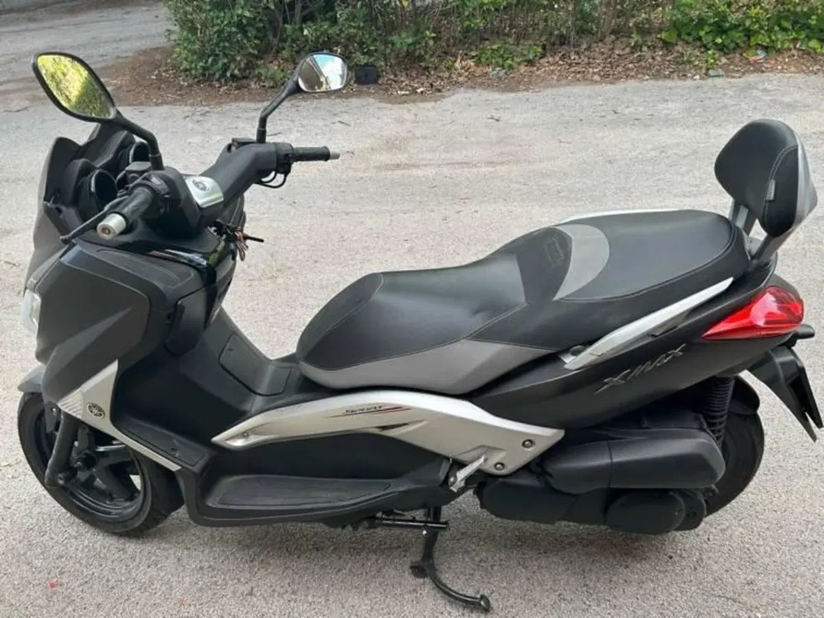Yamaha X-Max 250 Sport (2011 - 13) (4)