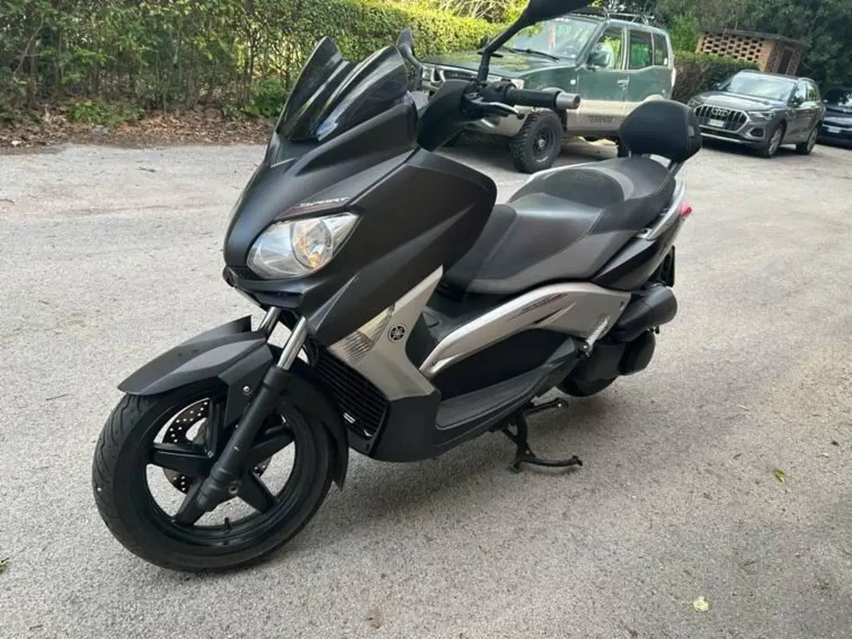 Yamaha X-Max 250 Sport (2011 - 13)