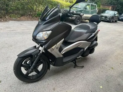 Yamaha X-Max 250 Sport (2011 - 13) usata