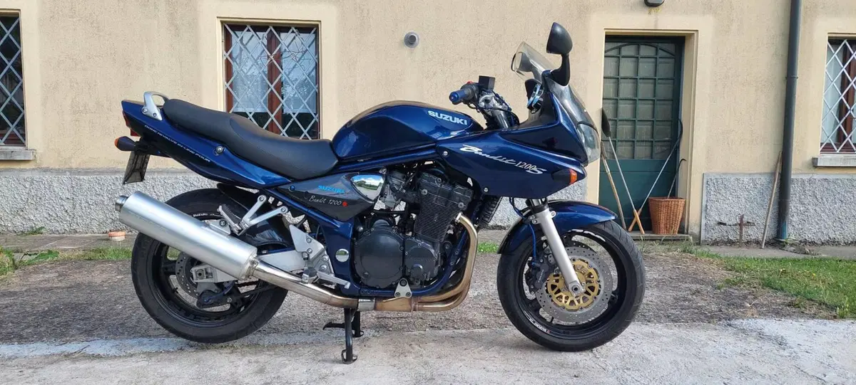 Suzuki BANDIT GSF 1200 S (3)