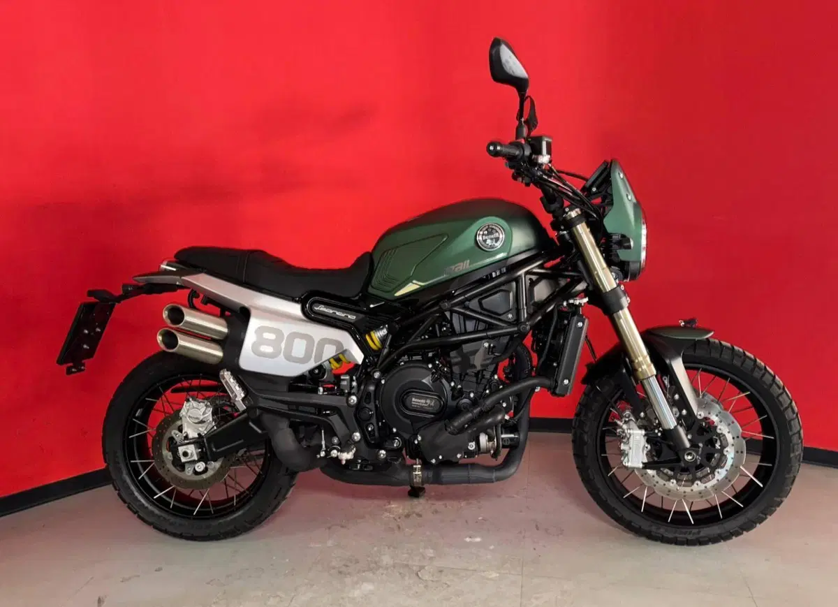 Benelli Leoncino 800 Trail (2022 - 26)