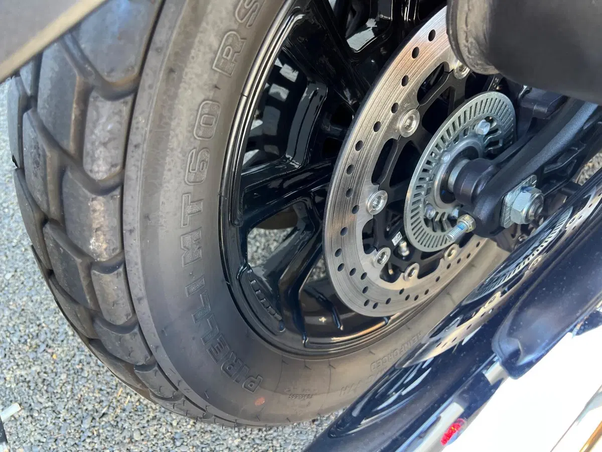 Indian Scout 1133 Bobber (2021 - 25) (16)