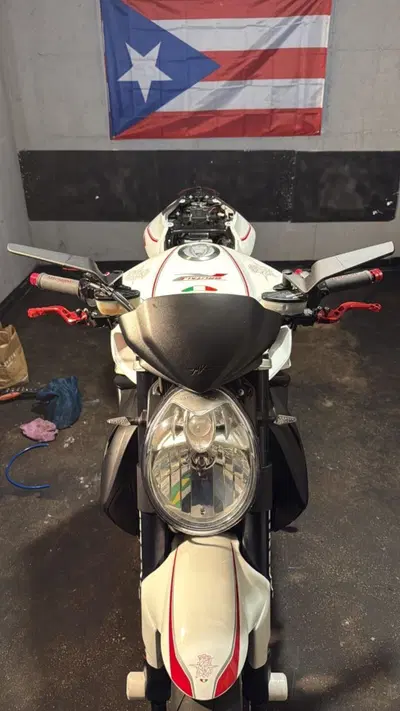 MV Agusta Brutale 1090 RR ABS (2009 - 19) usata