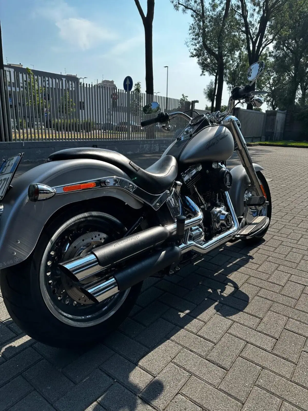 Harley-Davidson 1690 Fat Boy Special (2010 - 17) - FLSTF (2)