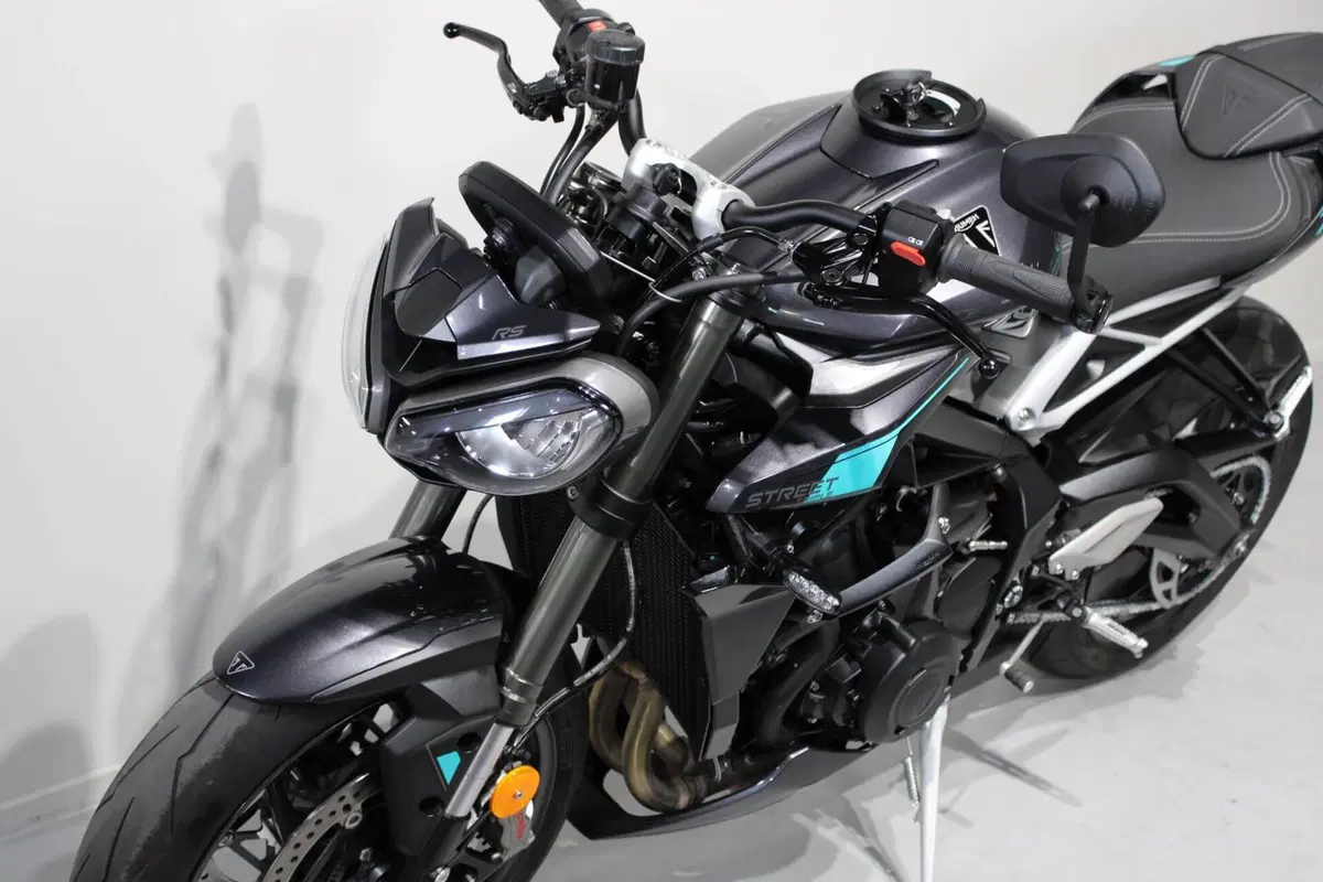 Triumph Street Triple 765 RS (2023 - 26) (10)