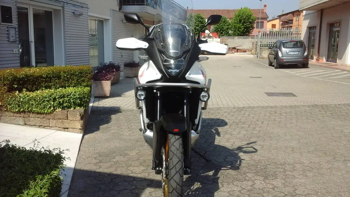 Honda Transalp XL750 Travel Edition (2023 - 24) (2)