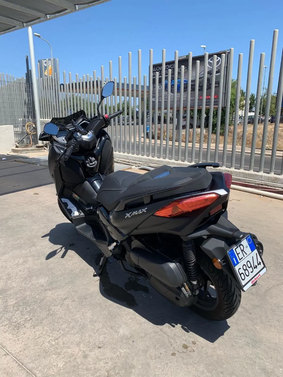 Yamaha X-Max 125 Iron Max (2019 - 20) (4)