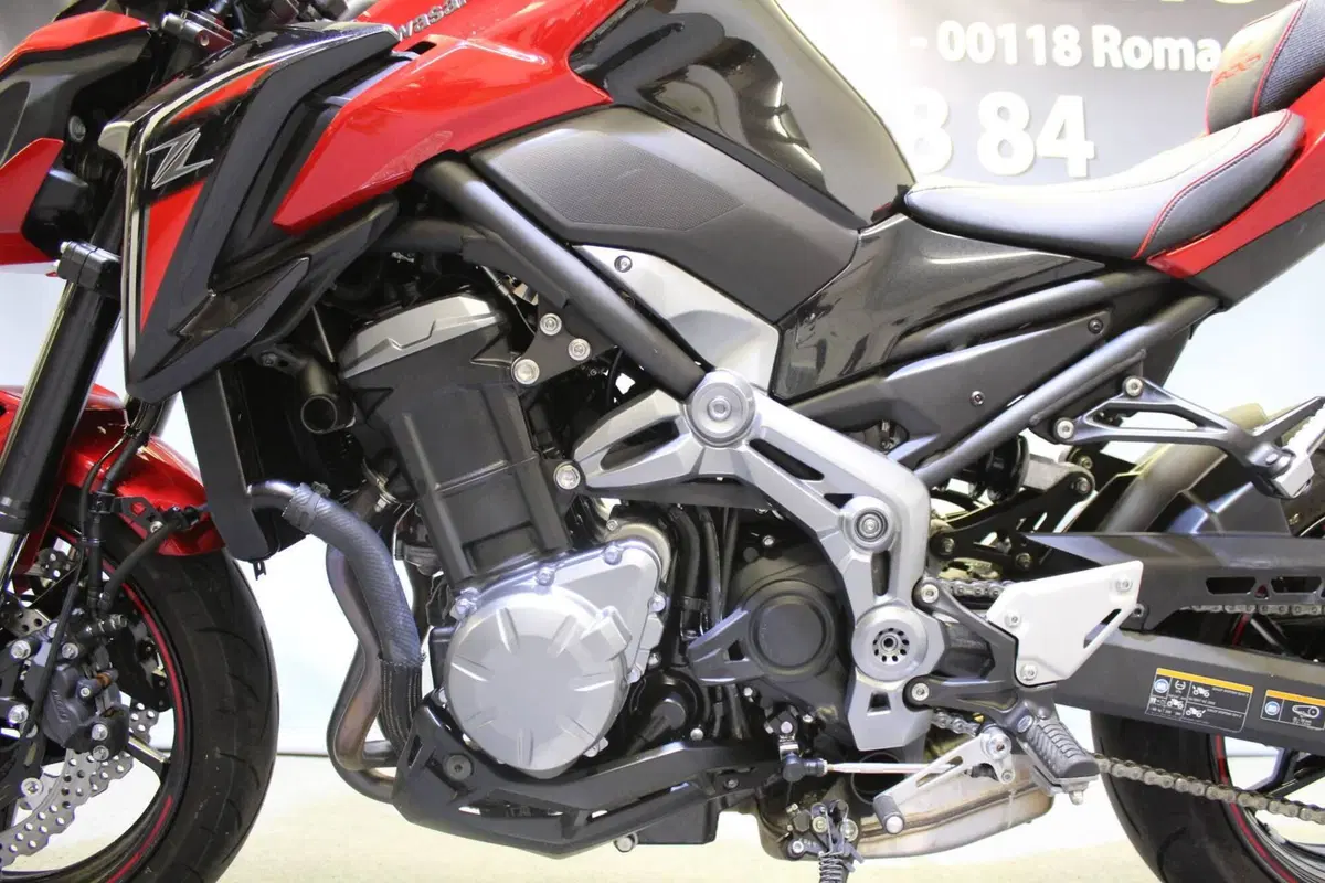 Kawasaki Z 900 (2019) (17)