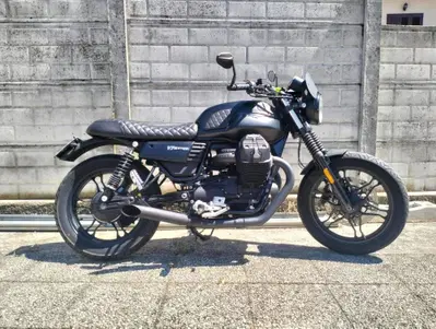 Moto Guzzi V7 III Stone (2017 - 20) usata