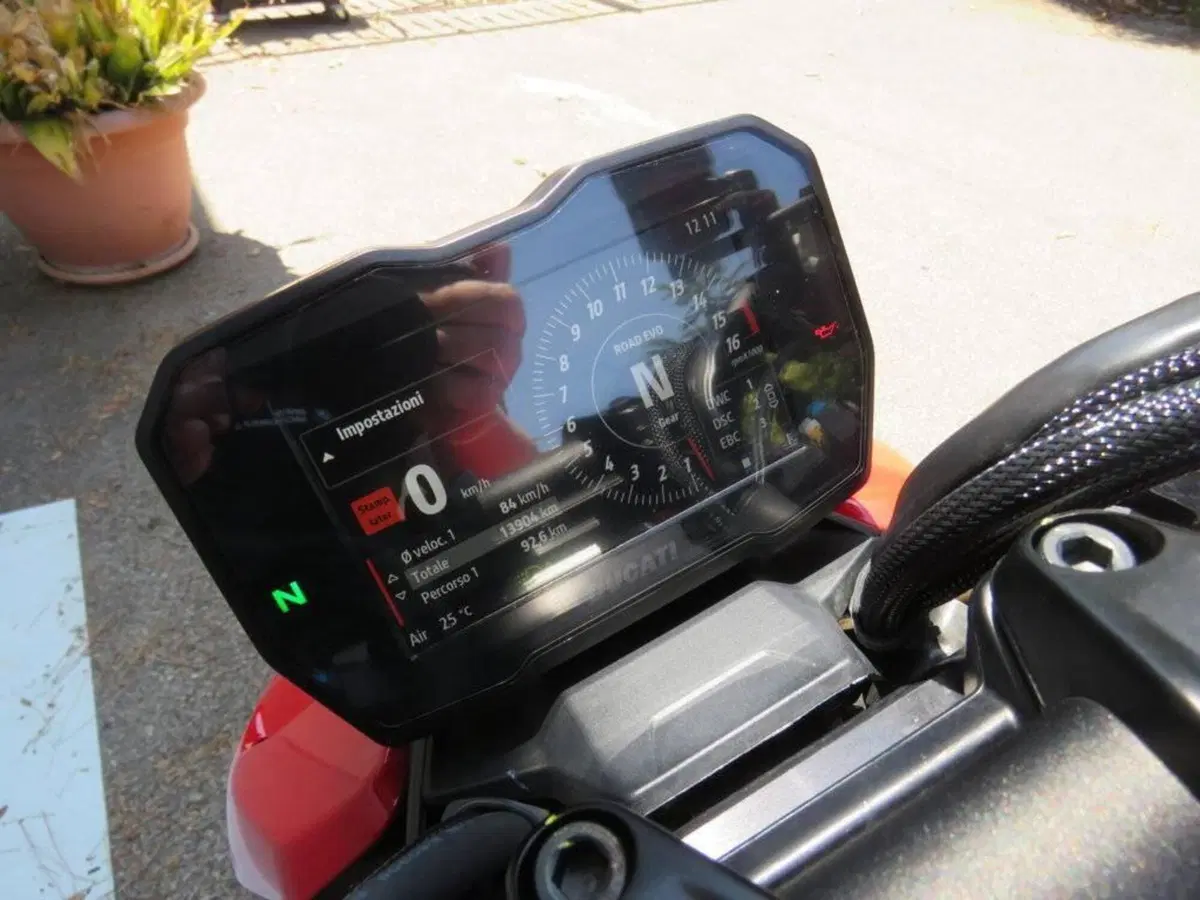 Ducati Streetfighter V4 S (2023 - 24) (16)