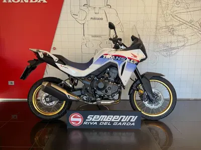 Honda Transalp XL750 (2025) usata