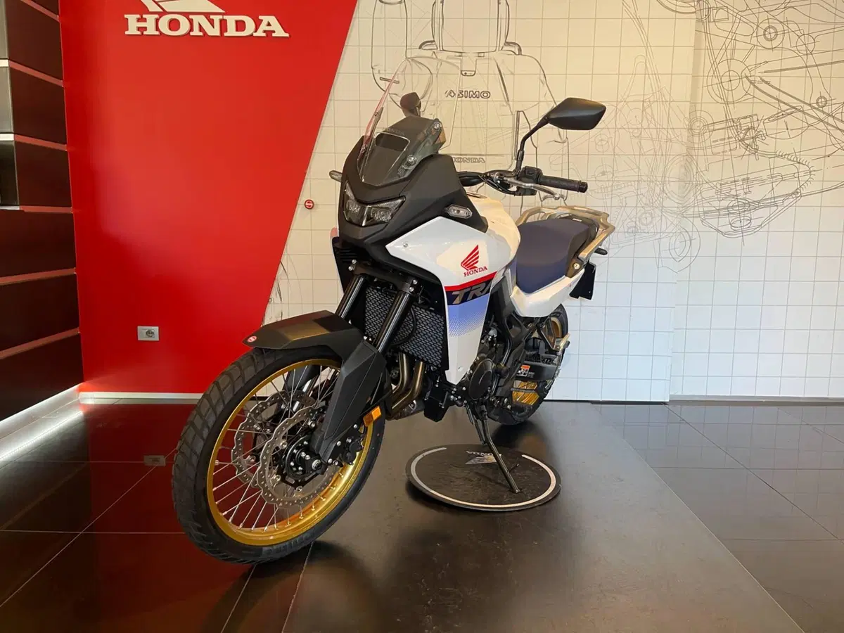 Honda Transalp XL750 (2025) (5)