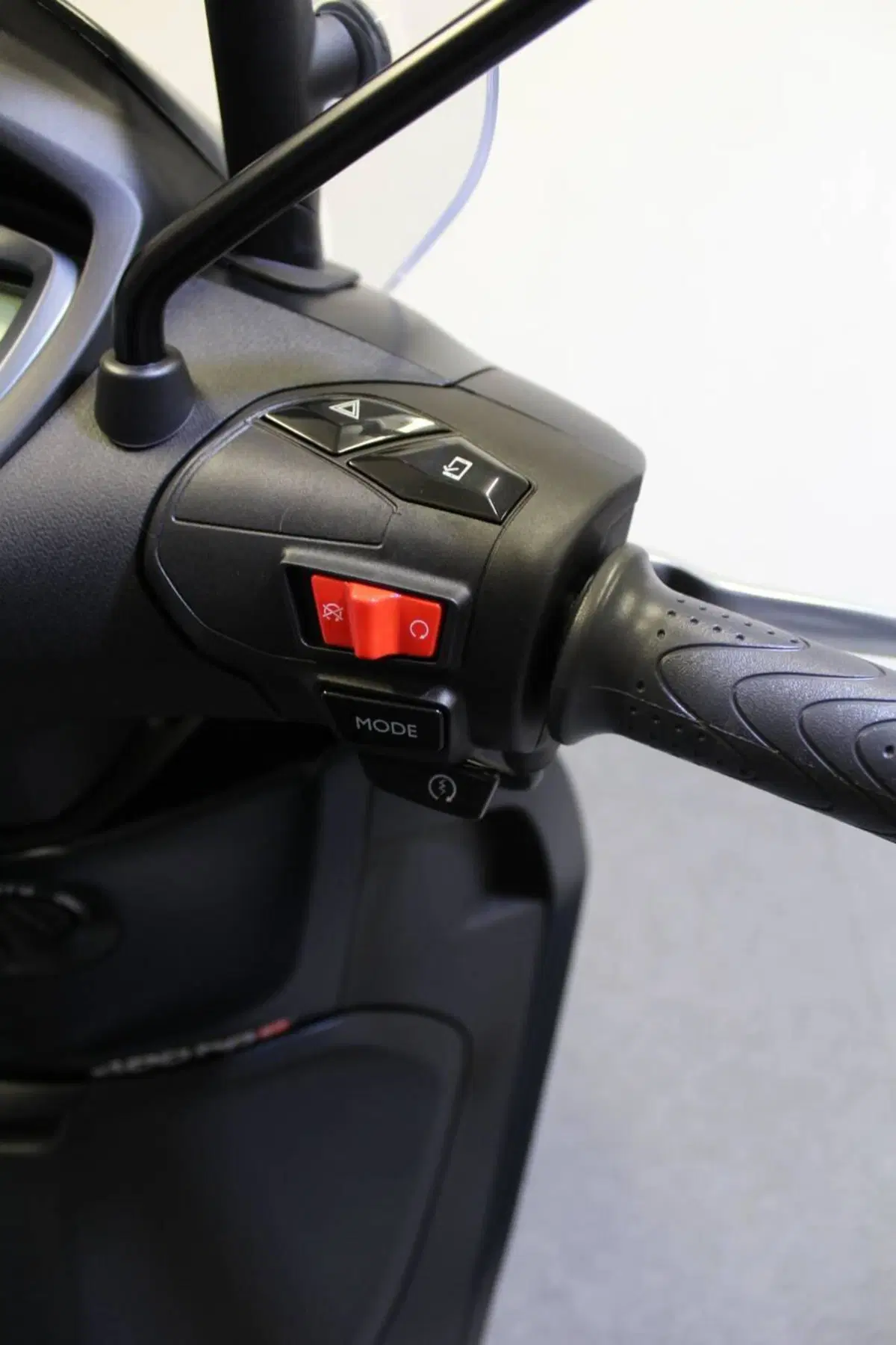 Piaggio Beverly 400 S ABS-ASR (2021 - 24) (11)