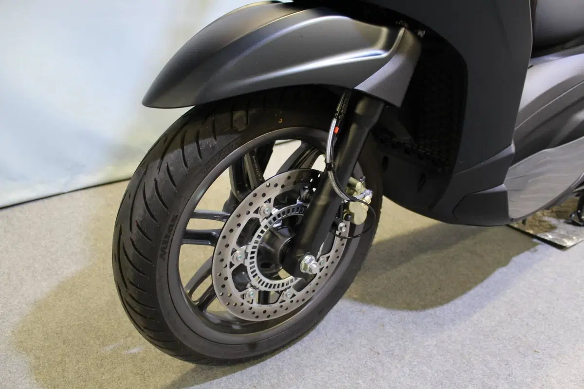 Piaggio Beverly 400 S ABS-ASR (2021 - 24) (14)