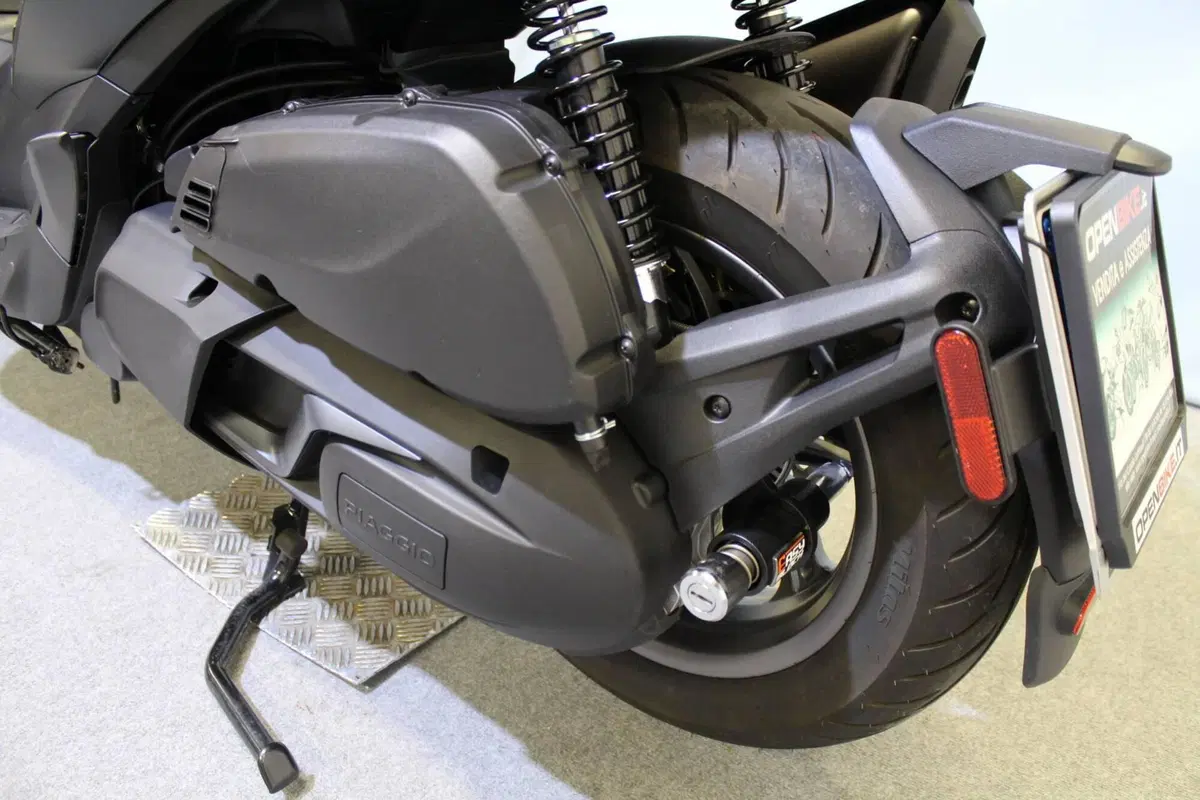 Piaggio Beverly 400 S ABS-ASR (2021 - 24) (15)