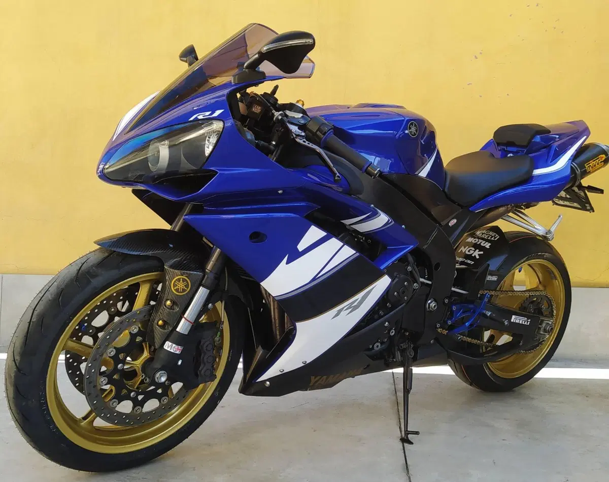 Yamaha YZF R1 (2006 - 07) (3)