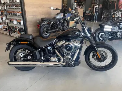 Harley-Davidson Street Bob 117 (2025 - 26) nuova