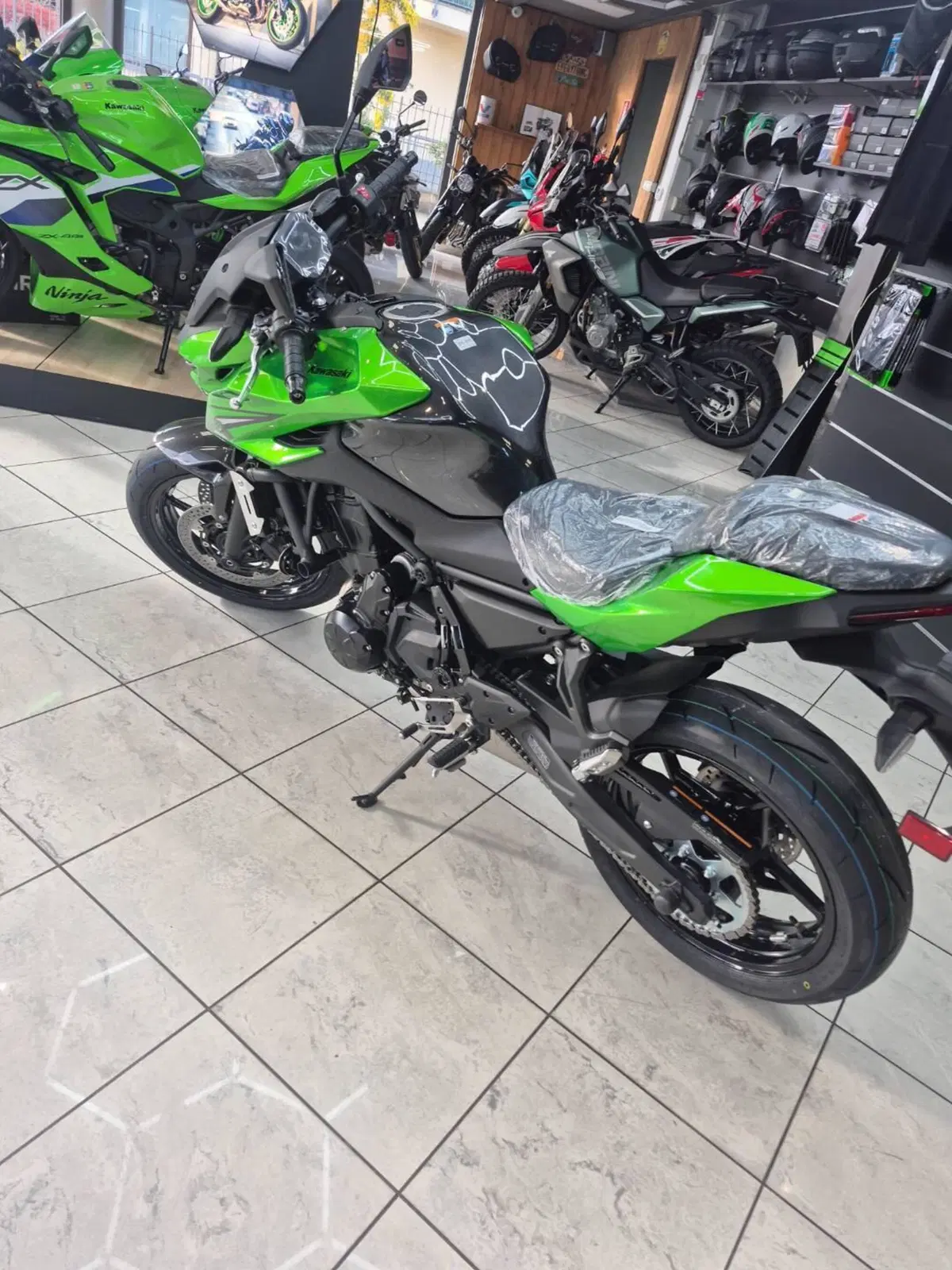 Kawasaki Z 650 S (2026) (12)