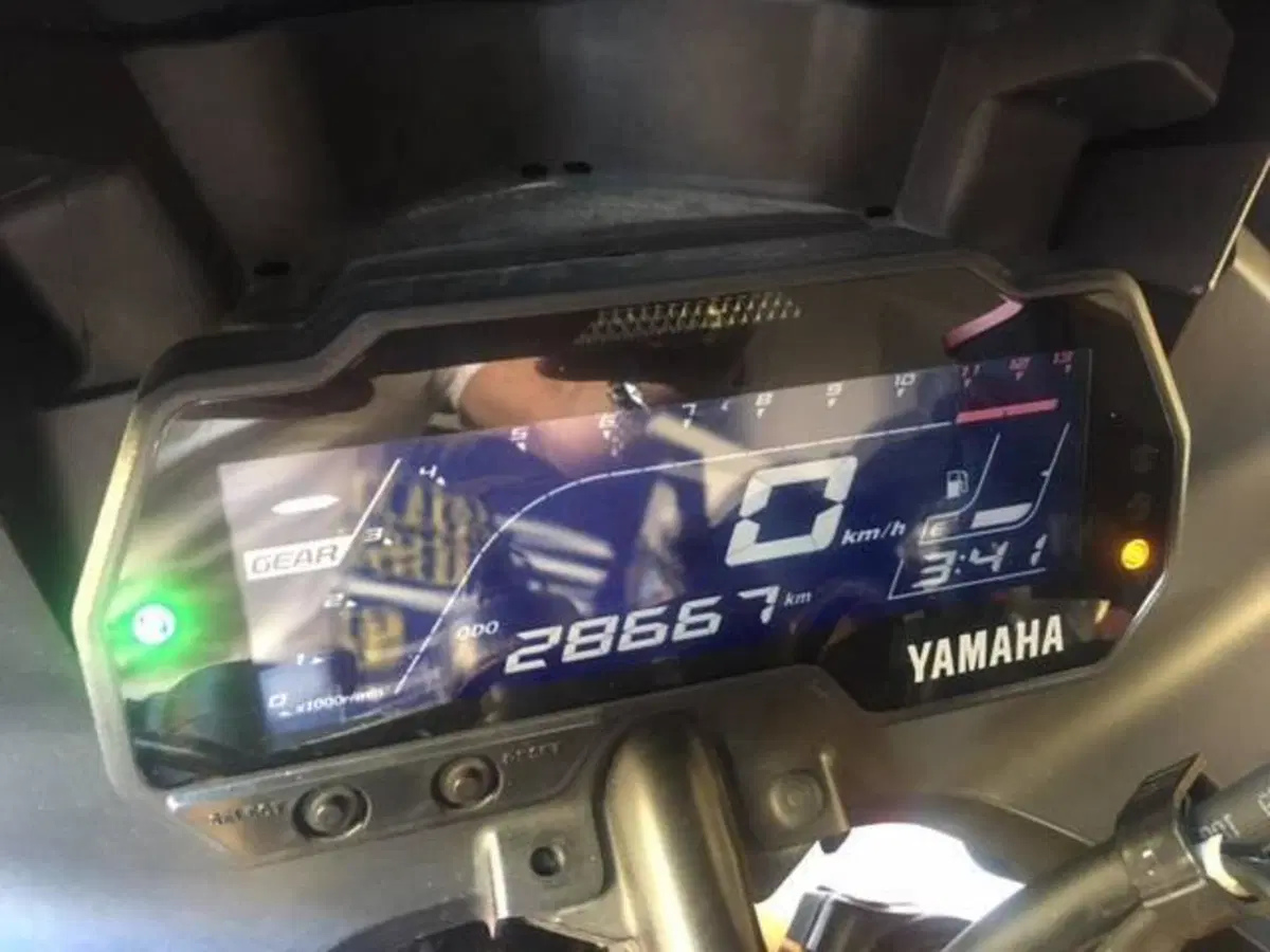 Yamaha YZF R125 (2021 - 22) (5)