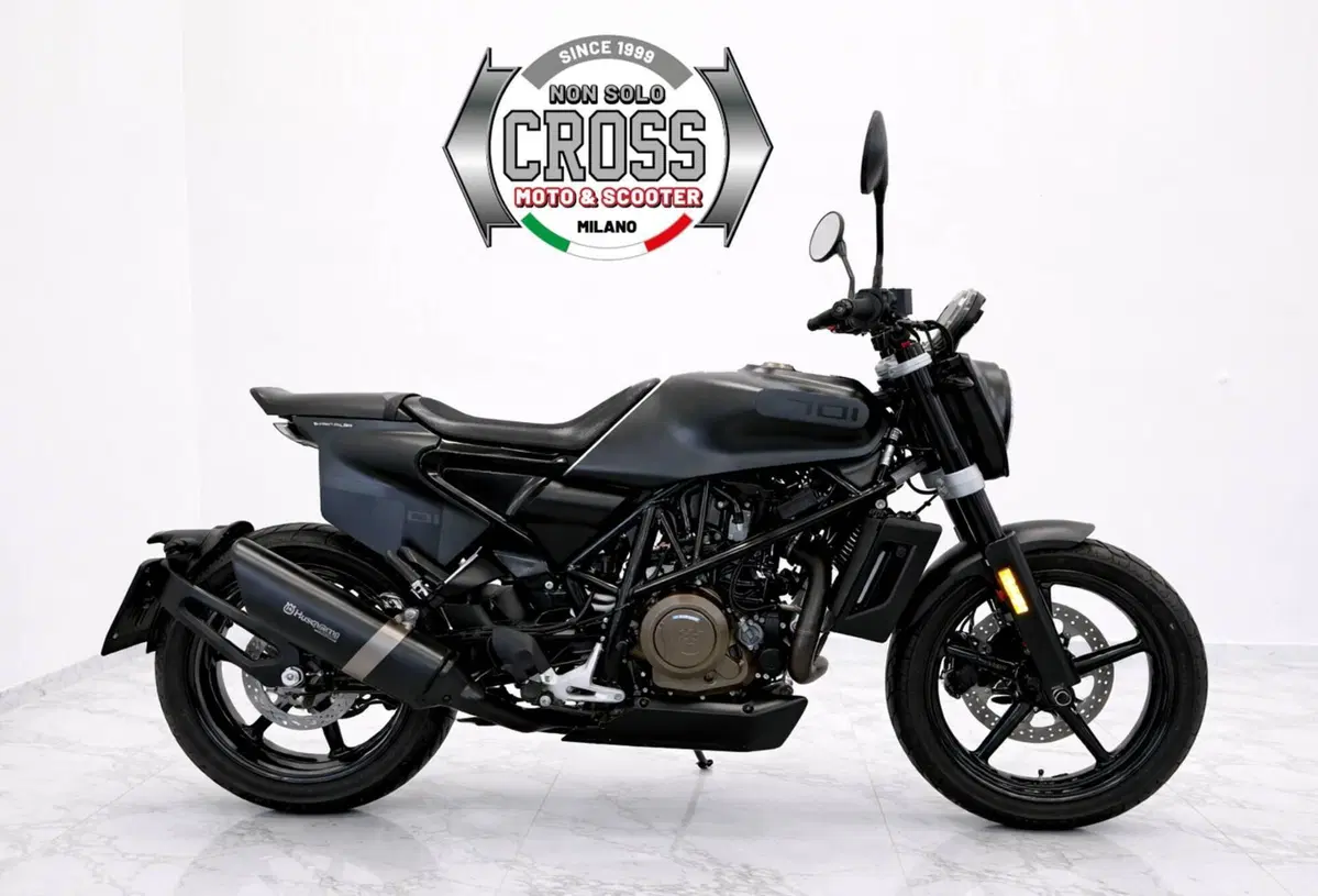 Husqvarna Svartpilen 701 (2020) (4)
