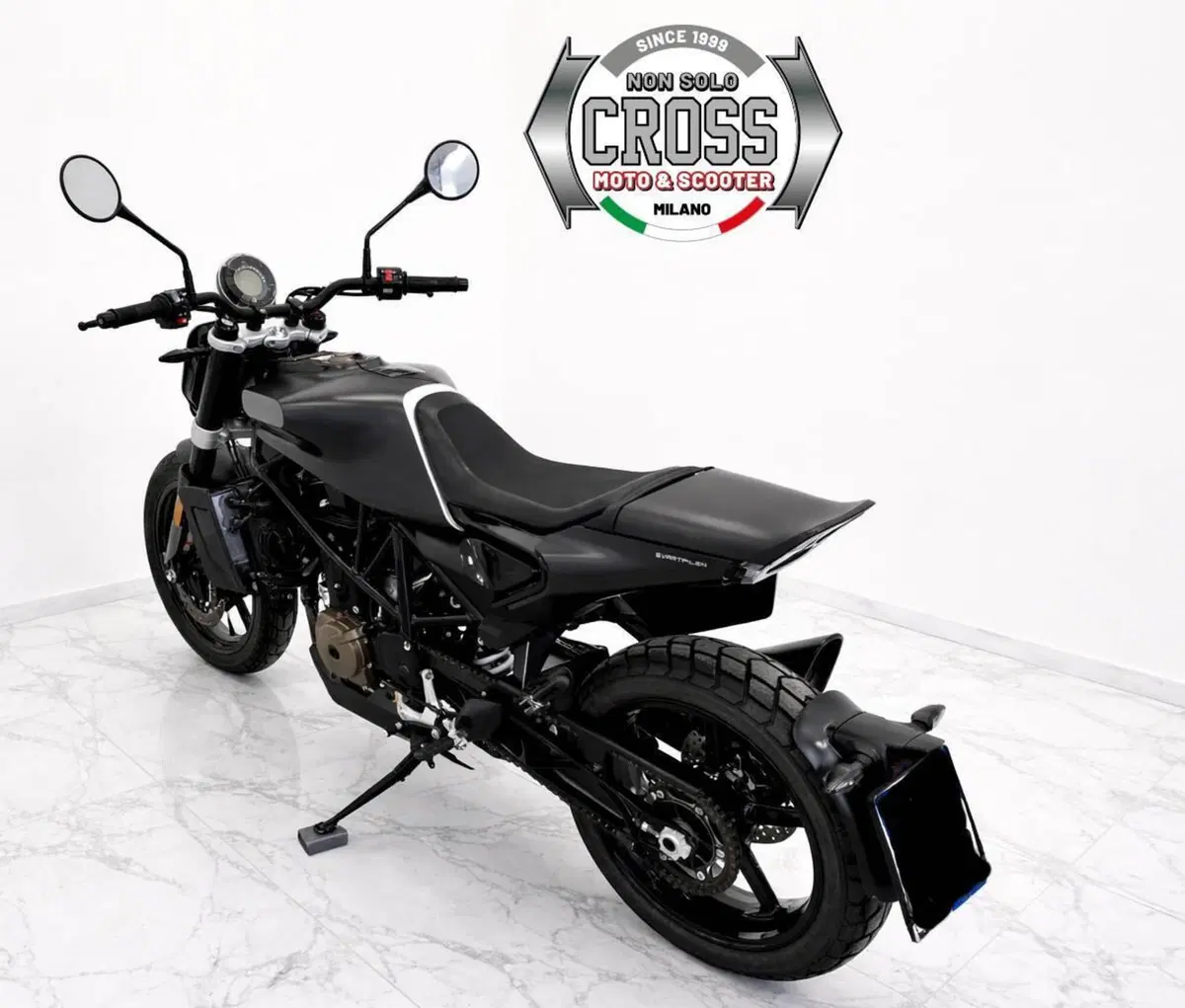 Husqvarna Svartpilen 701 (2020) (8)