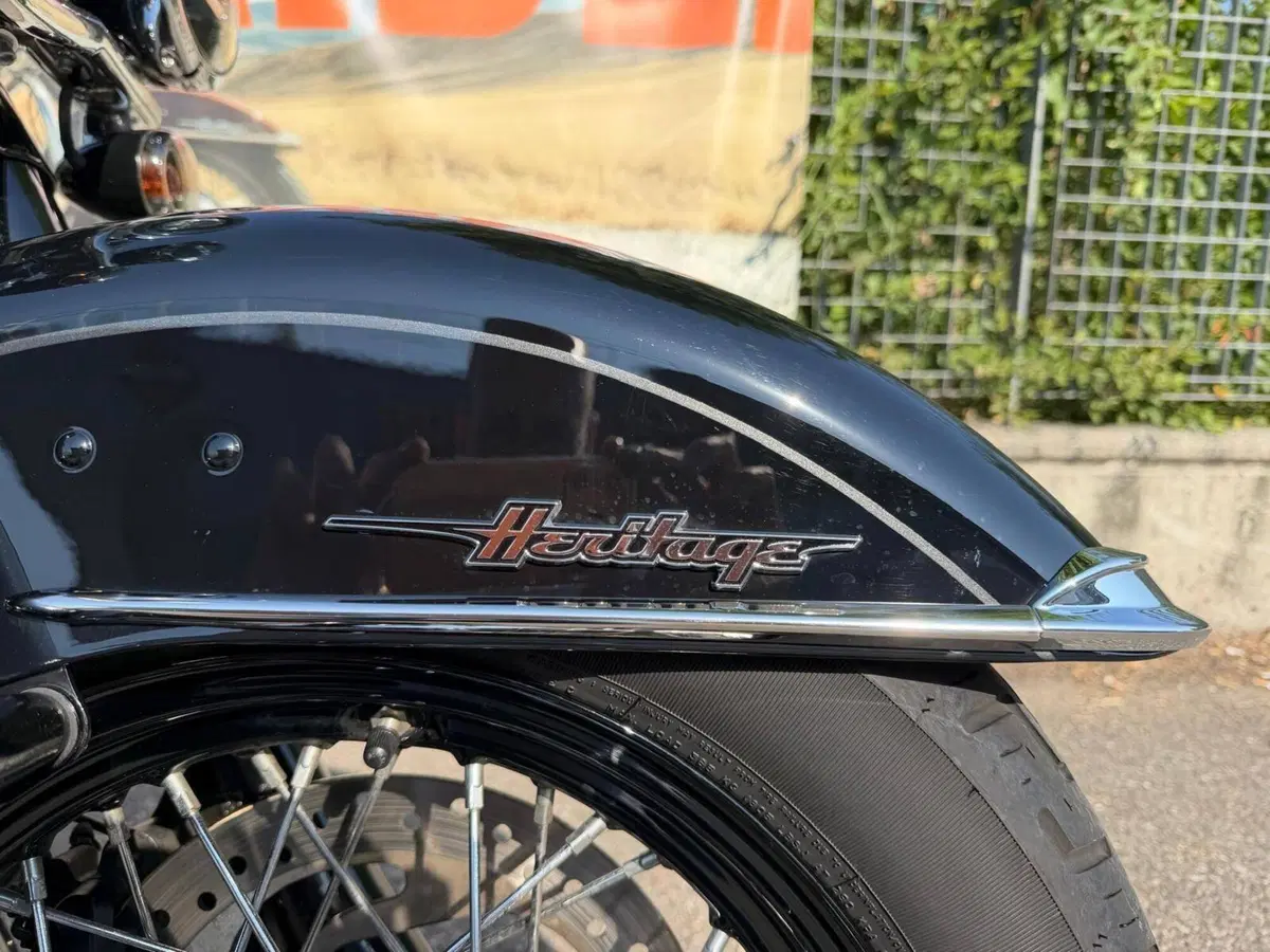 Harley-Davidson 114 Heritage Classic (2018 - 20) - FLHCS (10)