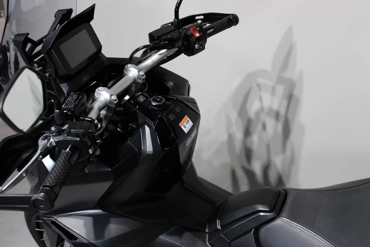 Honda X-ADV 750 DCT (2021 - 24) (5)