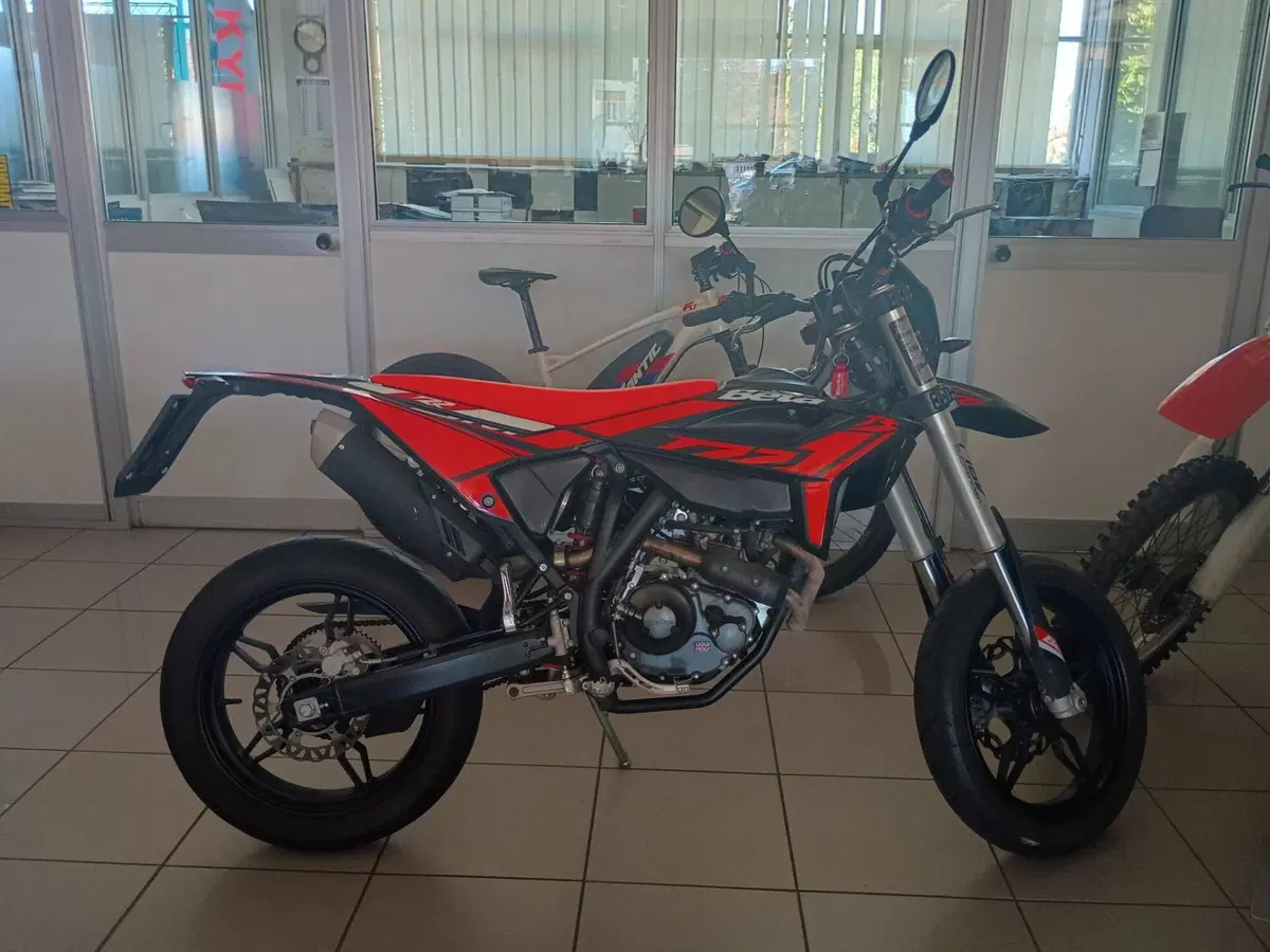 Betamotor RR 125 4T Motard T (2023 - 24)