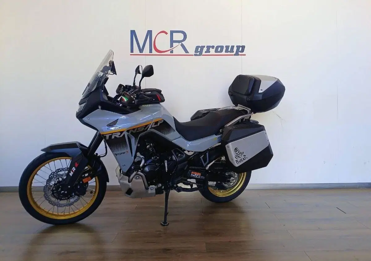 Honda Transalp XL750 (2025)