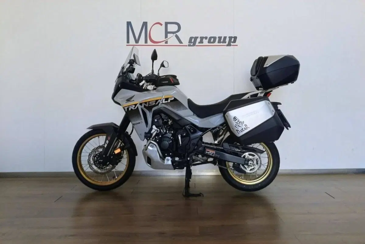 Honda Transalp XL750 (2025) (3)