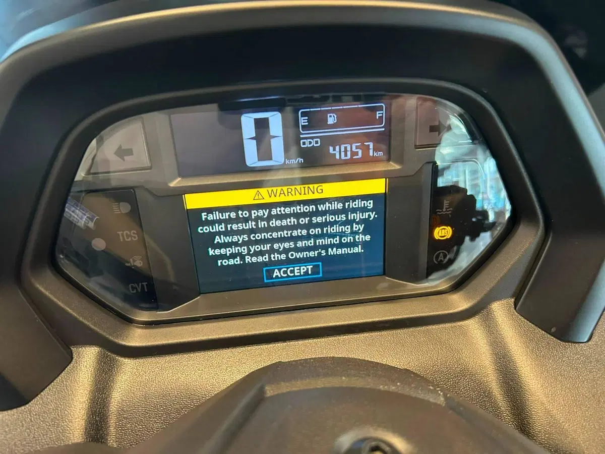 Yamaha N-Max 155 (2026) (4)