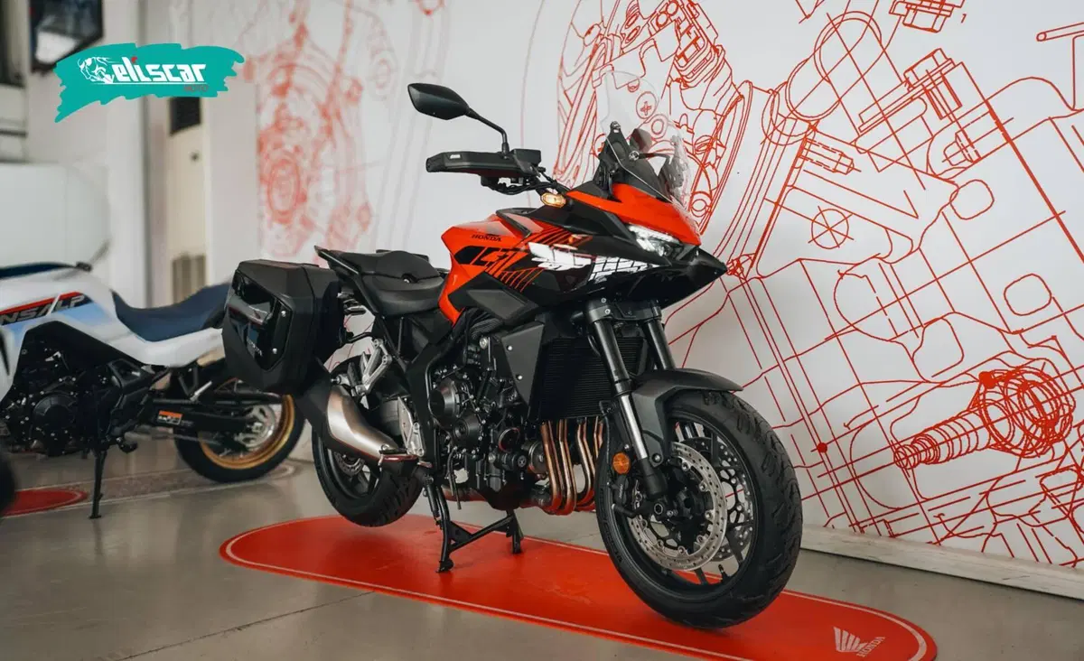 Honda CB 1000 GT (2026) (2)