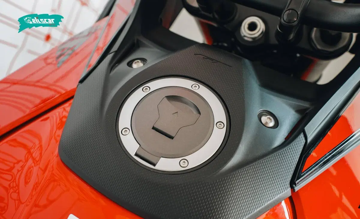 Honda CB 1000 GT (2026) (17)