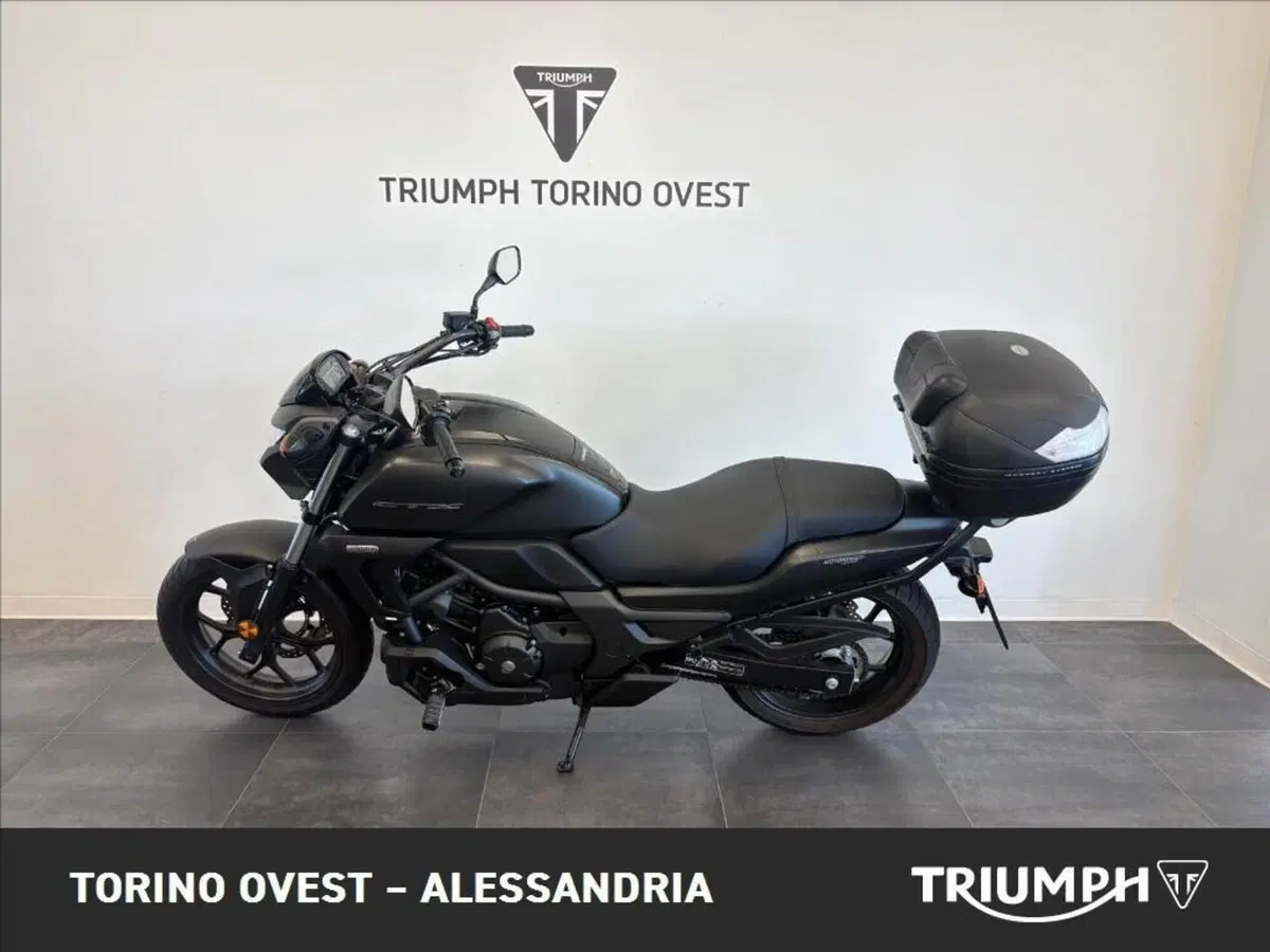 Honda CTX 700 N ABS DCT (2014 - 16) (2)