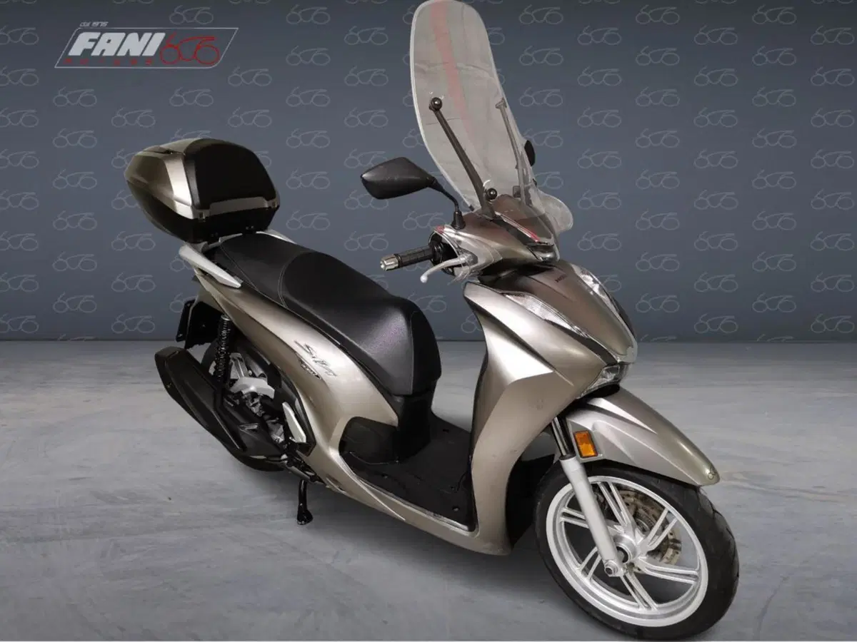 Honda SH 350 (2021 - 24) (2)