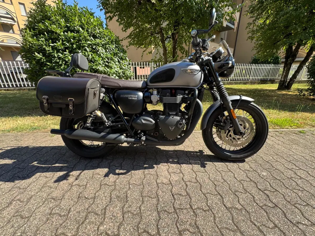 Triumph Bonneville T120 Black (2017 - 20)
