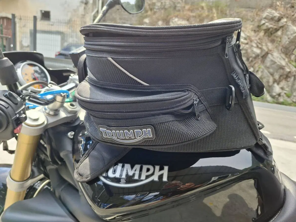 Triumph Street Triple (2007 - 12) (10)