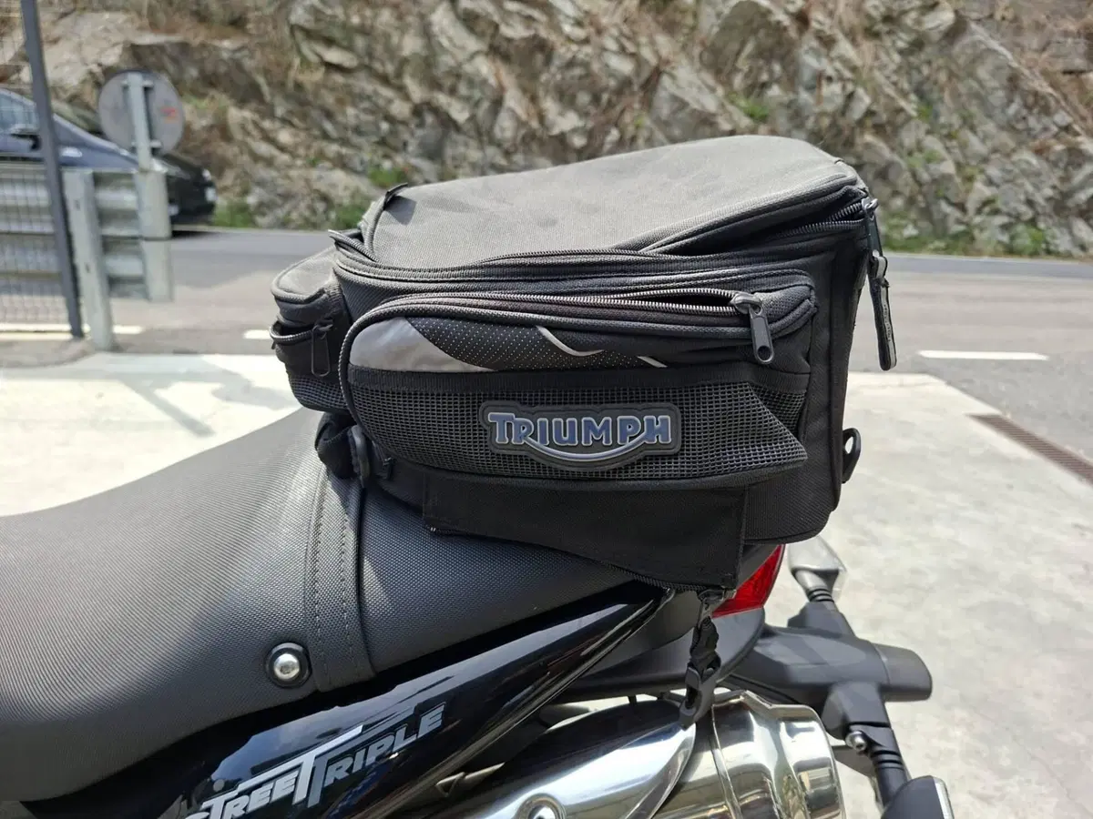 Triumph Street Triple (2007 - 12) (8)