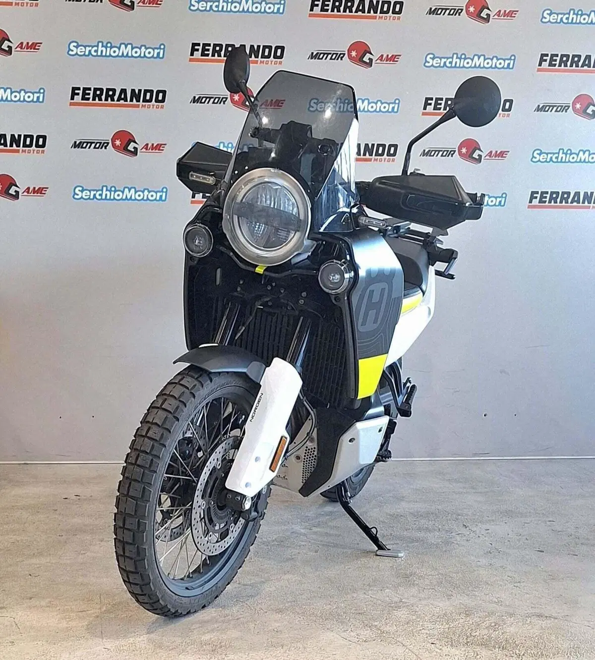 Husqvarna Norden 901 (2022 - 26) (2)