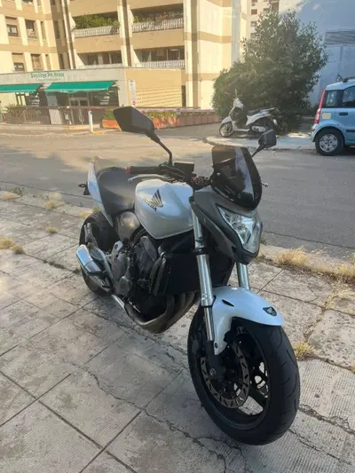 Honda Hornet 600 (2011 - 13) usata