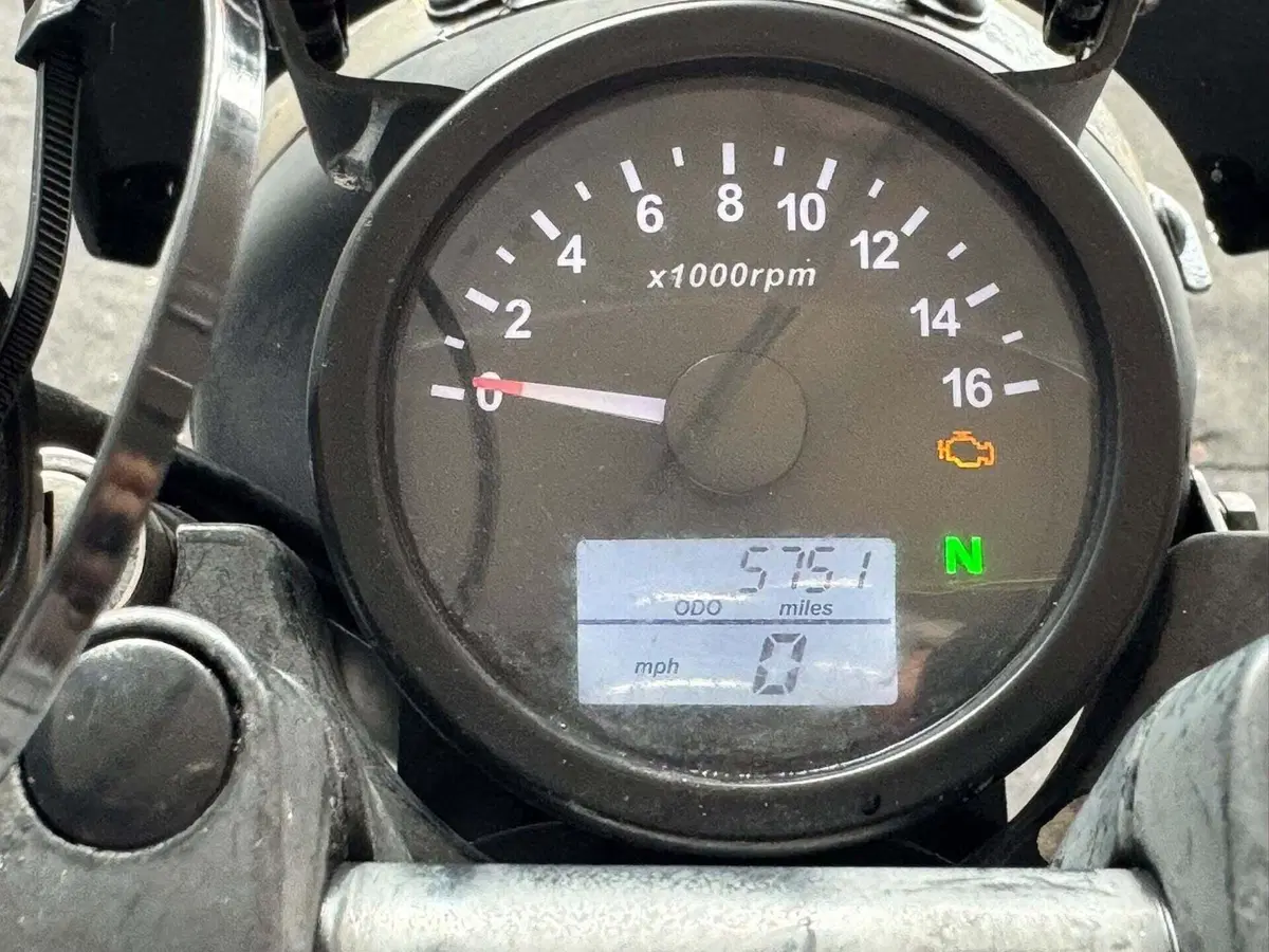 Brixton Motorcycles BX 125 ABS (2019) (5)