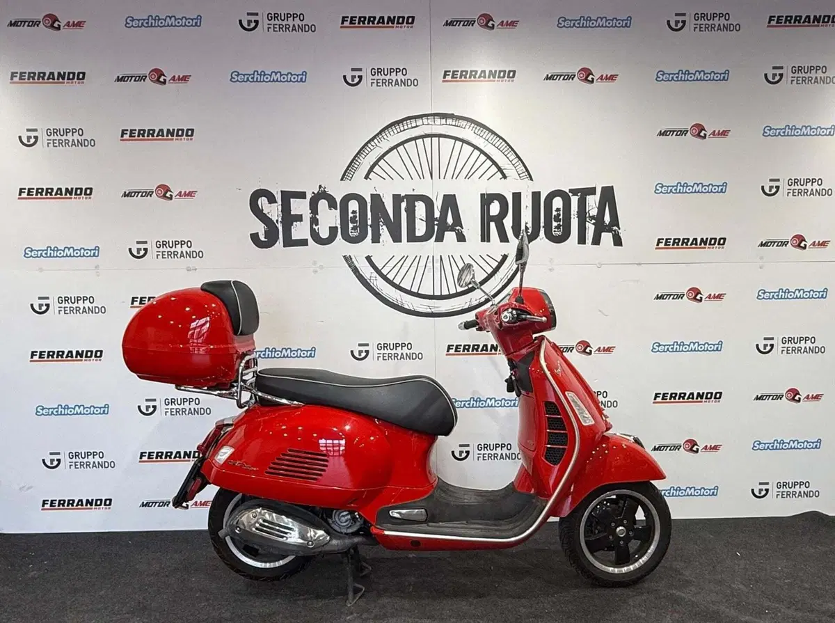 Vespa GTS 300 Super Hpe (2021 - 22)