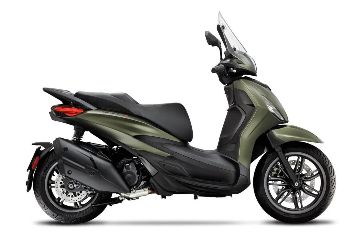 Piaggio Beverly 400 S (2025 - 26) (2)