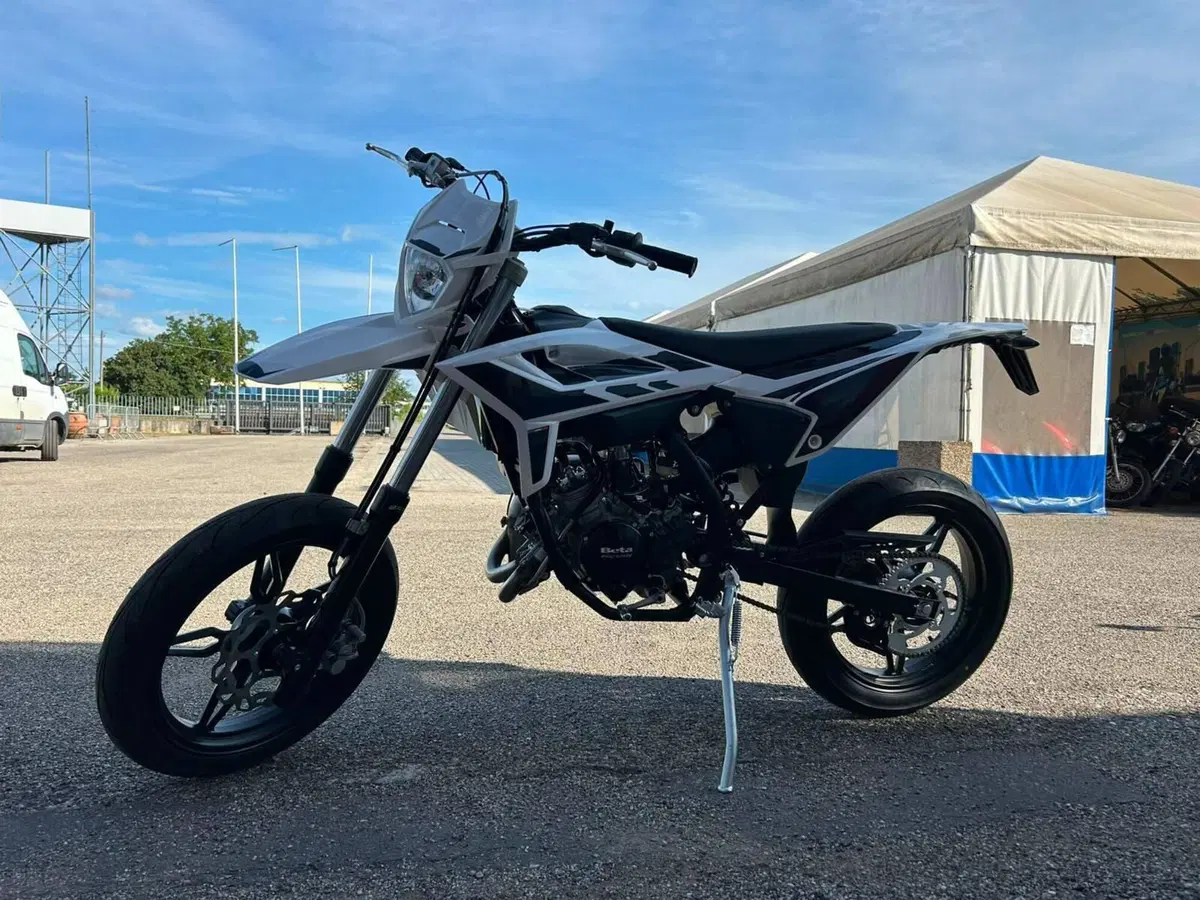 Betamotor RR 50 Motard Sport (2021 - 26) (4)