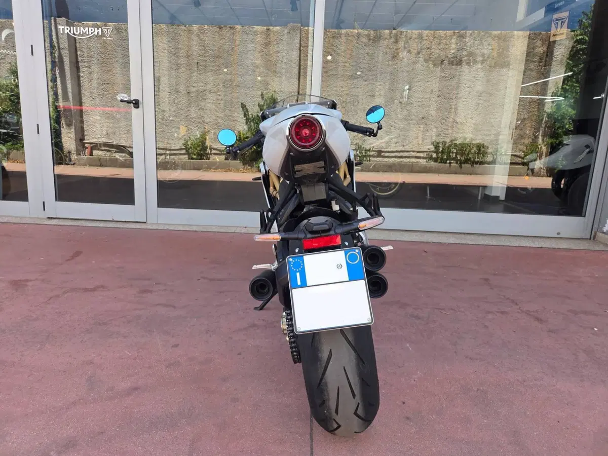 MV Agusta Superveloce 800 S (2021 - 25) (14)