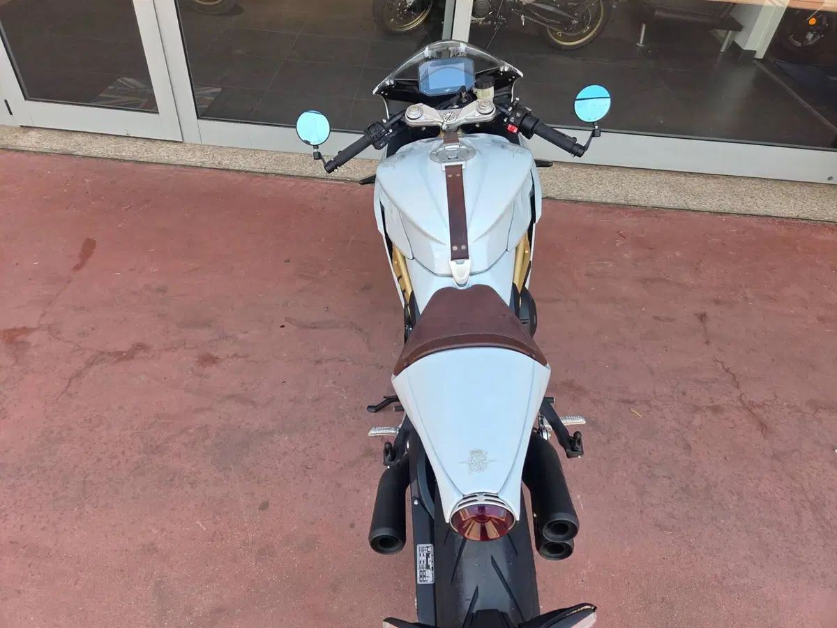 MV Agusta Superveloce 800 S (2021 - 25) (16)