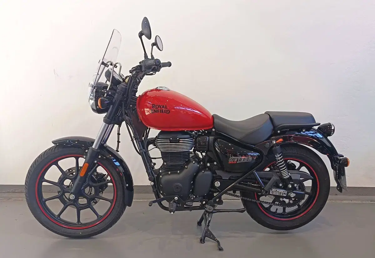 Royal Enfield Meteor 350 (2021 - 26)